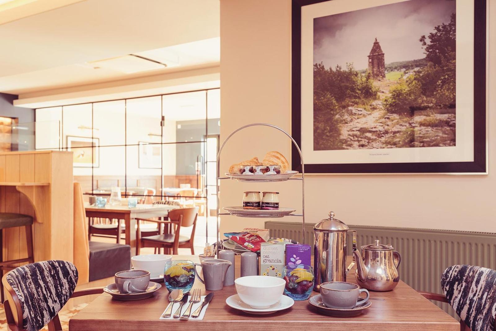 Longlands Inn & Cottages Карнфорт Екстер'єр фото The restaurant