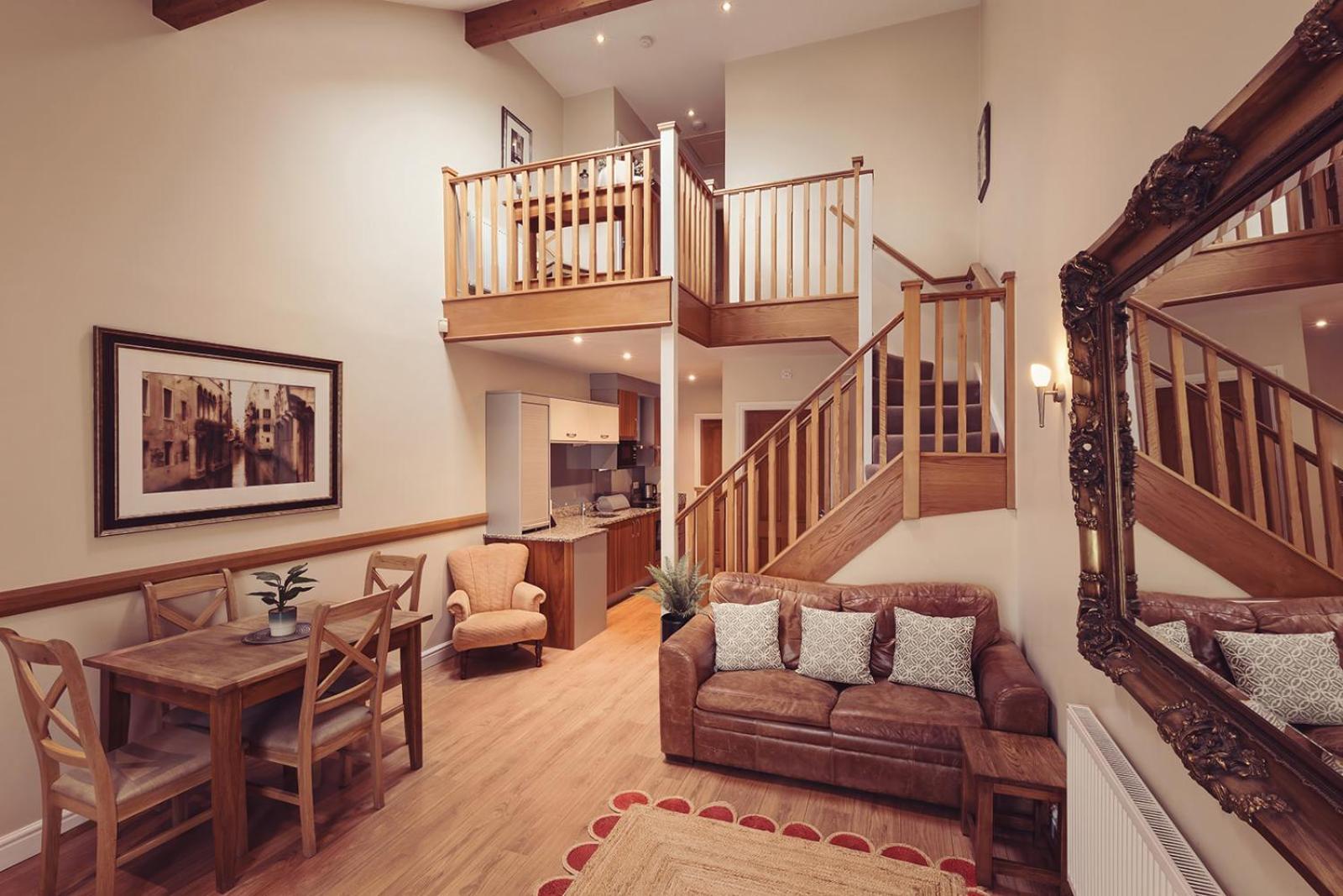 Longlands Inn & Cottages Карнфорт Екстер'єр фото Interior of a typical apartment